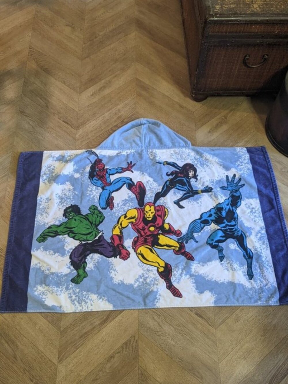 Pottery Barn Kids Marvel Kid Beach Hooded Towel 30”x 50”